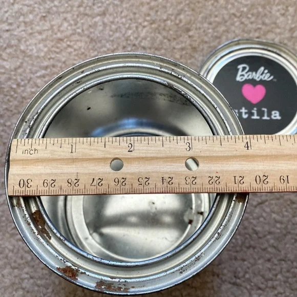 Stila Barbie metal/tin container - Picture 8 of 9